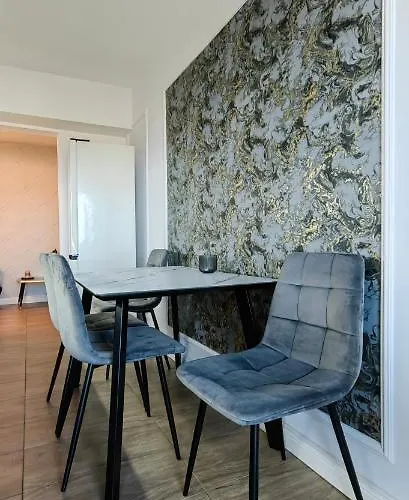 Luxury Private Parking Self Check-in54 Craiova